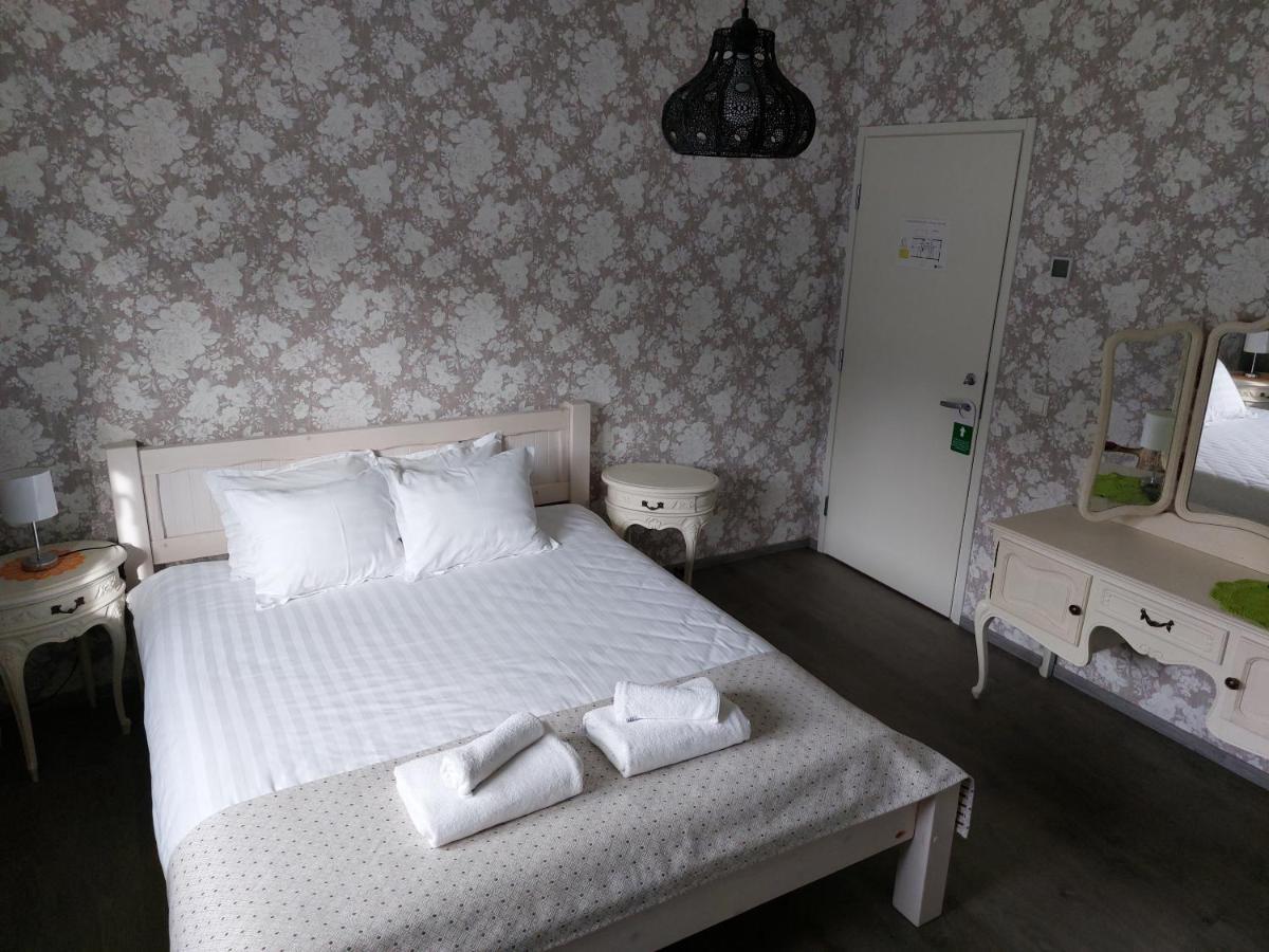 Tamme Teemaja Hotel Izak Kamer foto